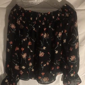 Wild blue Sadie Robertson Flower shirt